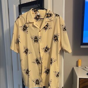 Men's Yellow Bee Print Casual Shirt